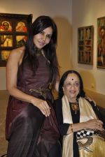 Nisha Jamwal at Anjolie Ela Menon exhibits in ICIA, Mumbai on 11th March 2013 (78).JPG